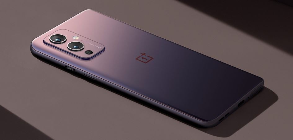 A Oneplus 9 5G phone