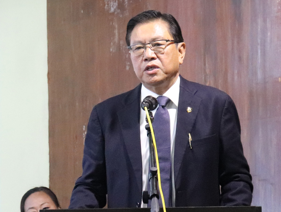 KT Sukhalu addressing teachers’ awardee seminar