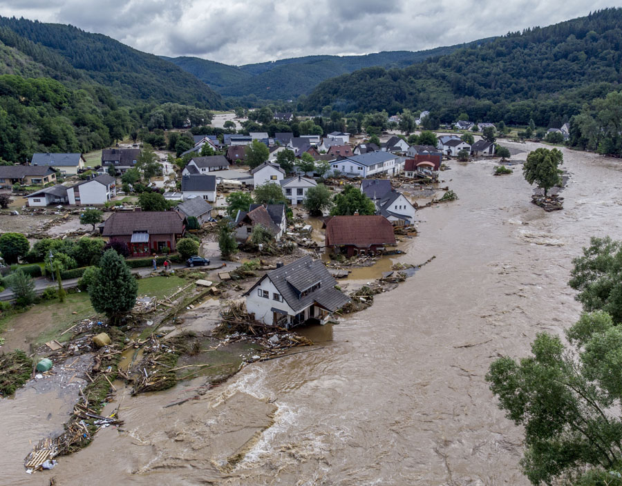 19 dead, dozens missing in Germany floods; 2 die in Belgium