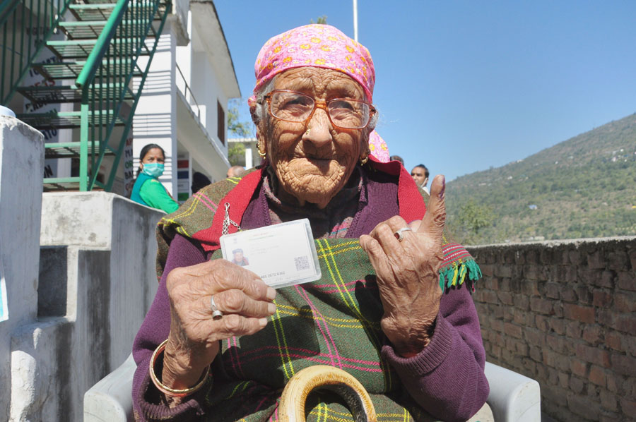 Himachal's highest polling booth sees 100% voting