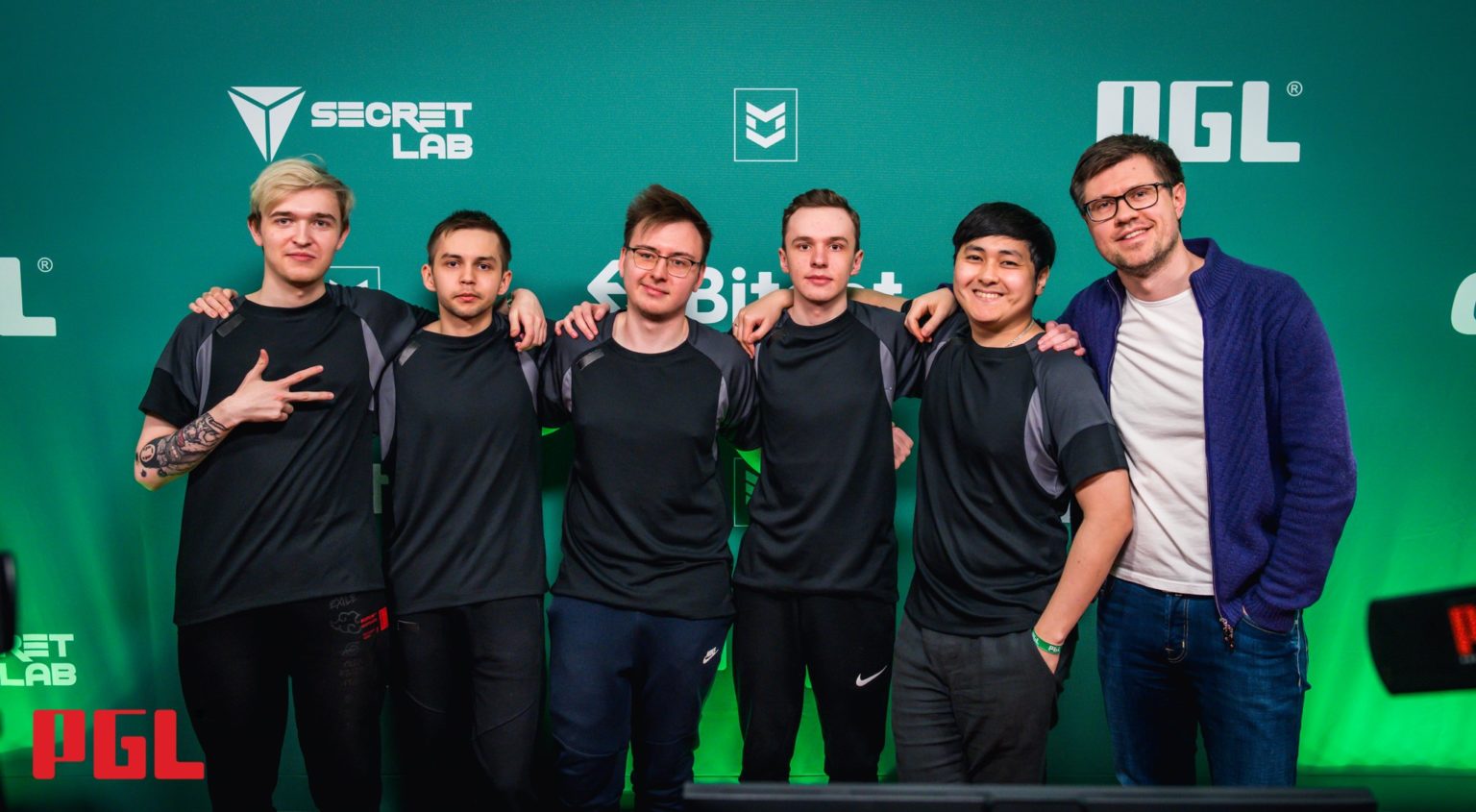 Cloud9 signs Gambit roster