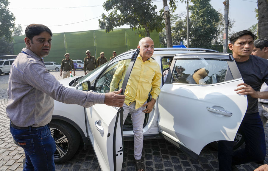 Delhi HC denies bail to Sisodia, others in excise policy case