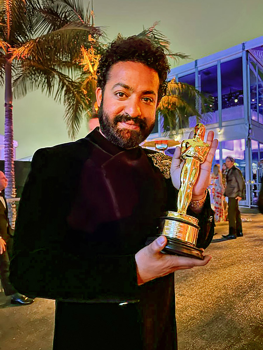 Oscar wins for 'RRR', 'The Elephant Whisperers' receive thumbs up from Indian celebs
