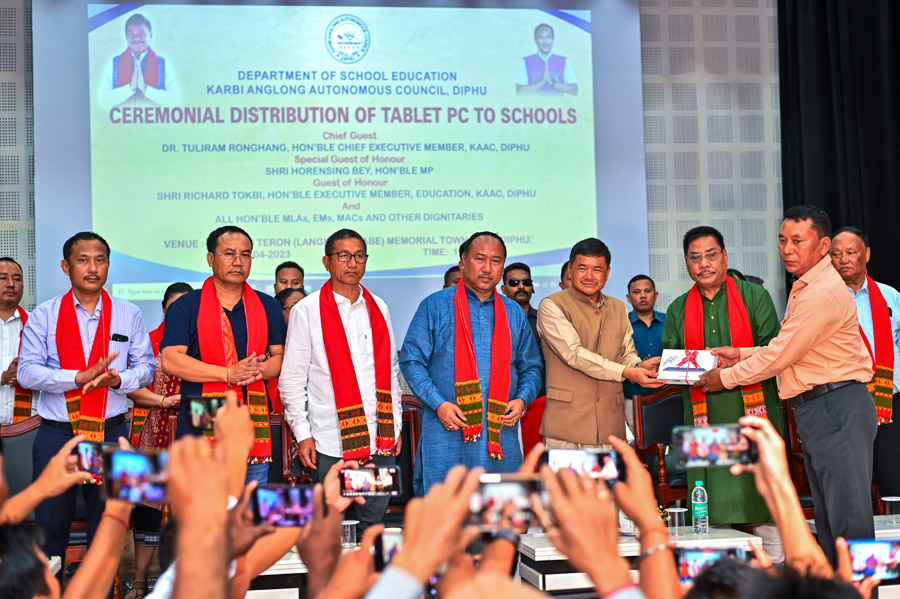 KAAC education department distributes 2217 tablets to schools