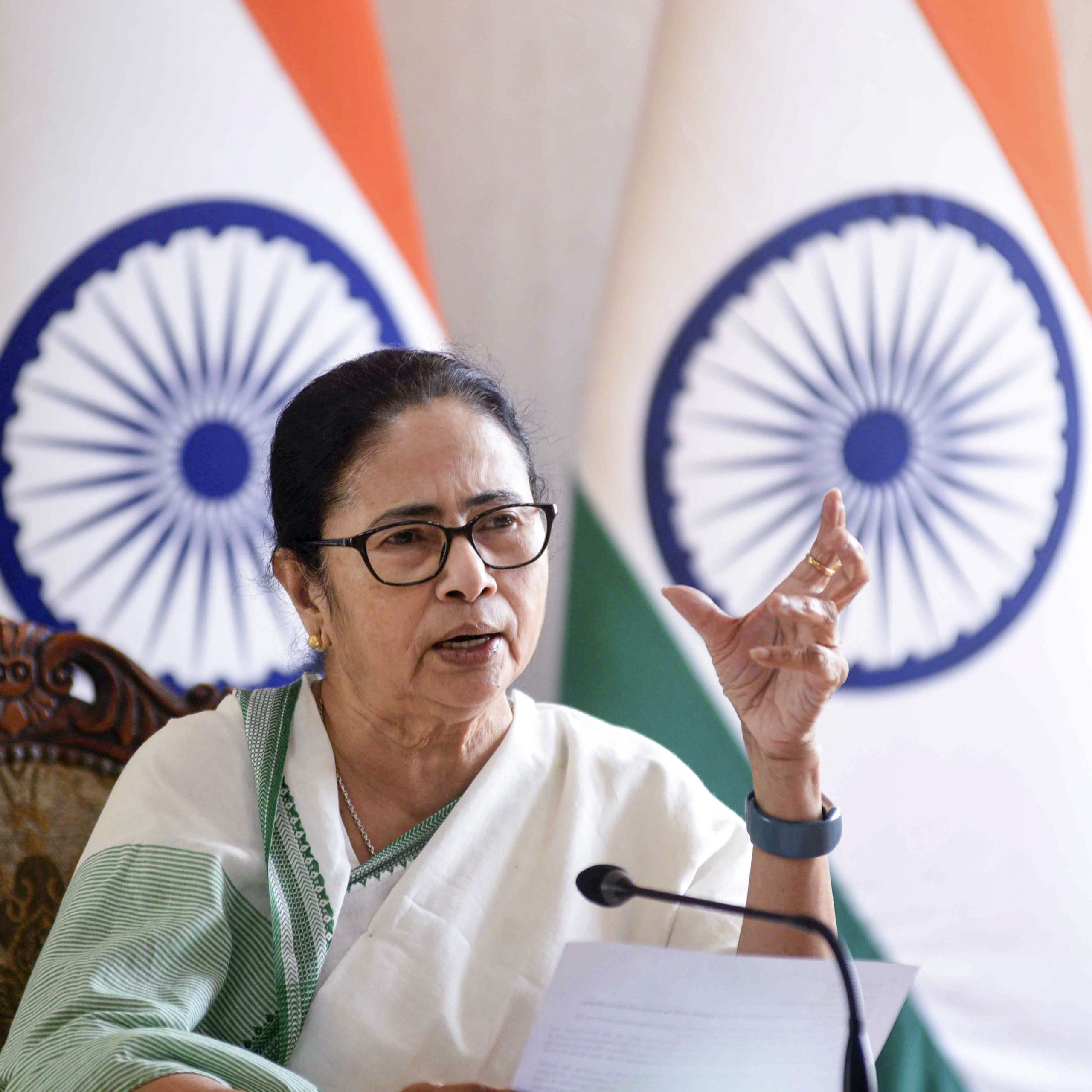 Will resign if proven I dialled Shah over TMC's national status, says Mamata