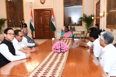 Cong seeks President Murmu’s intervention in Manipur