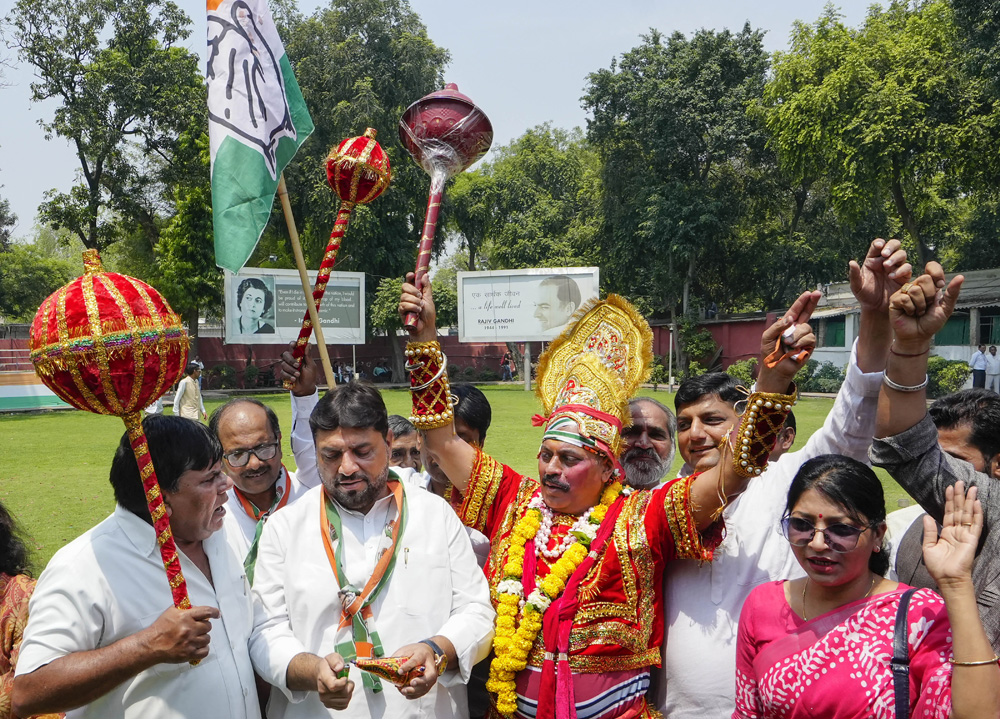 Resurgent Congress heading for majority in Karnataka