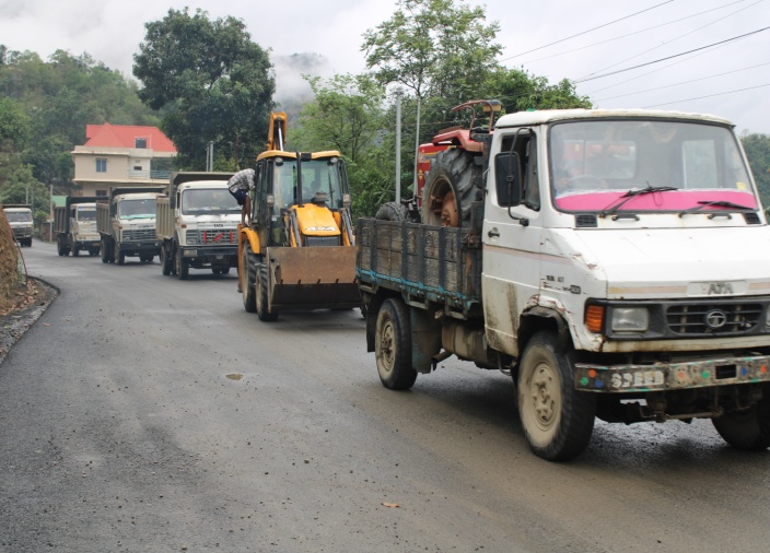 Vehicular movement to Imphal Valley restored – Defence sources