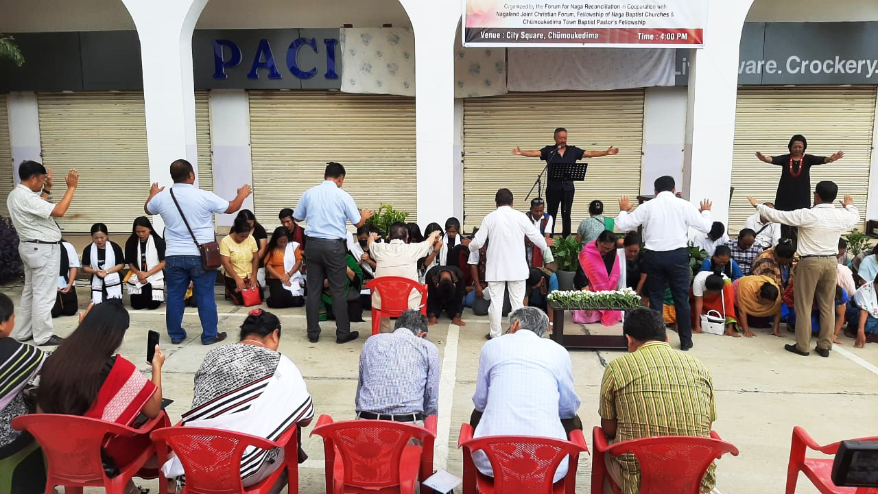 Prayer watch for Manipur held in Chümoukedima