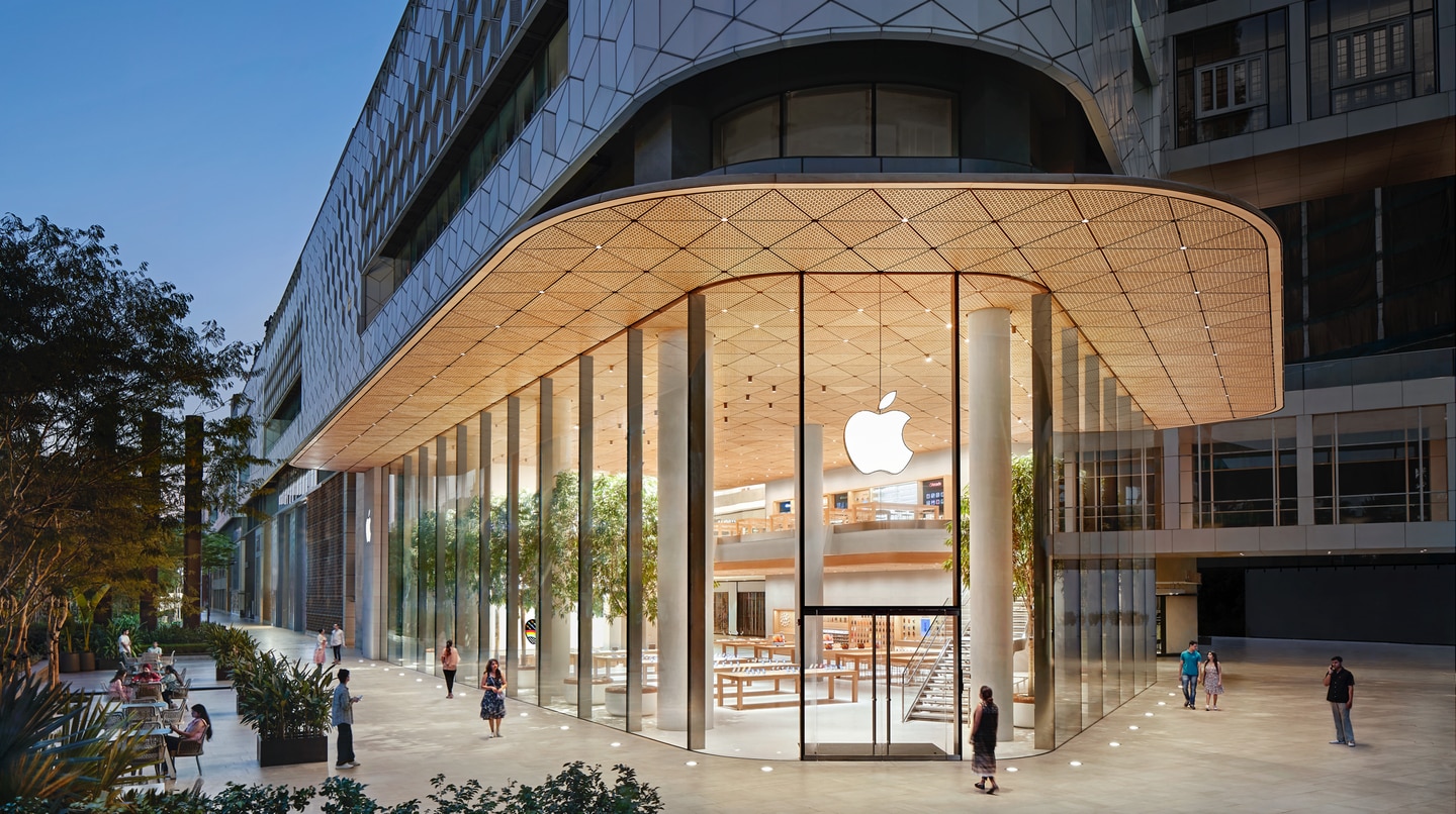 Apple BKC store