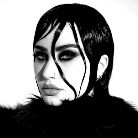 Demi Lovato goes out full hard rock in new version of 'Confident' from her 'Revamped' LP