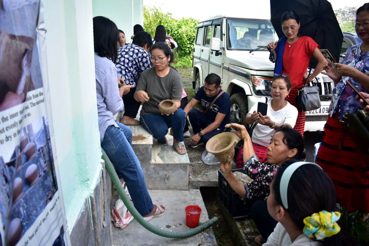 Watsü Mungdang endeavours to revive pottery and bamboo craft