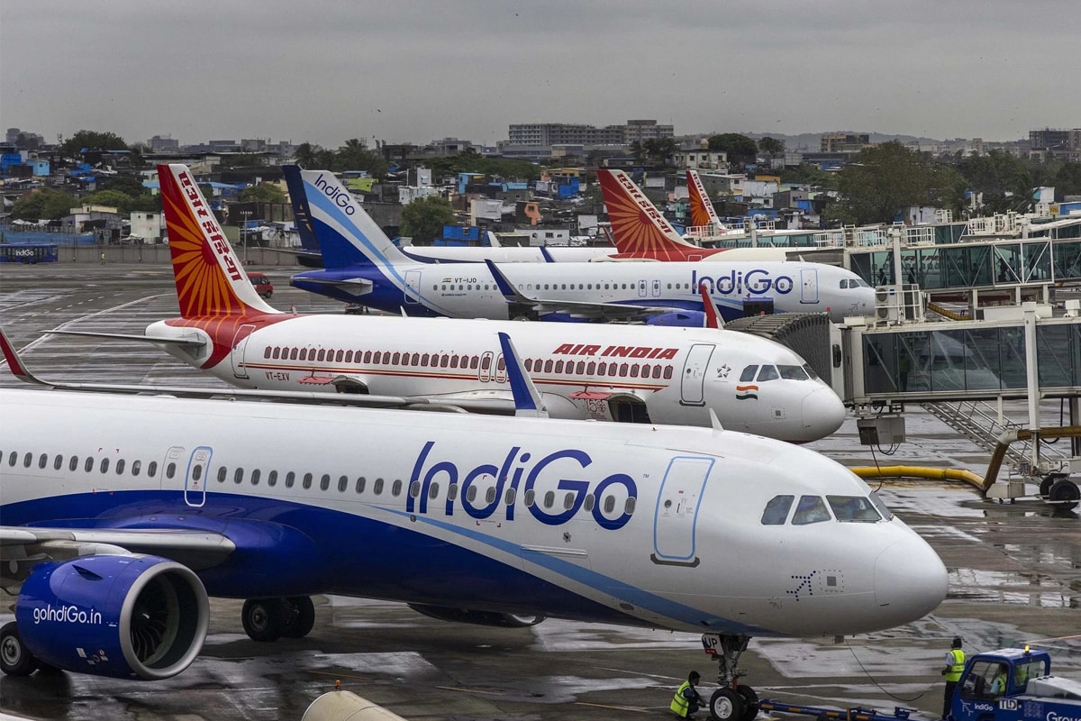 India proposes barring pilots and flight attendants from using perfume