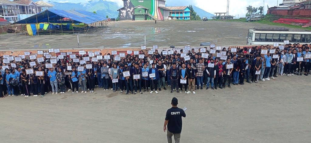 Sao Chang College students stage peaceful rally in Tuensang