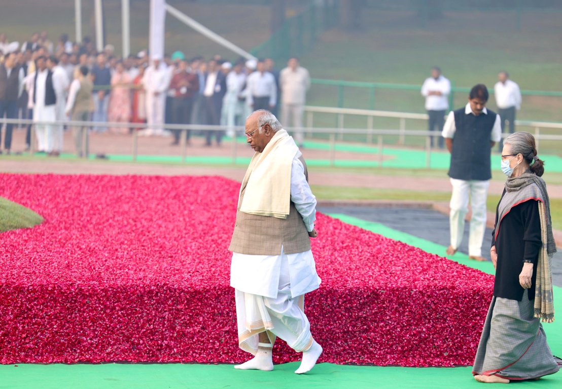 'Mother India needs values of her Jawahar of Hind': Rahul, Sonia, Kharge pay tributes to Nehru