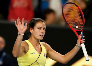 Navarro books quarterfinal spot; Vekic holds off Stakusic at San Diego Open