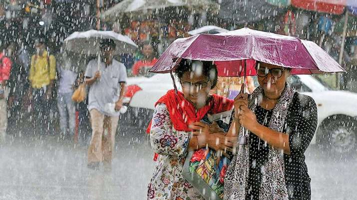 Heavy rain in J&K: Four killed, over 350 families relocated