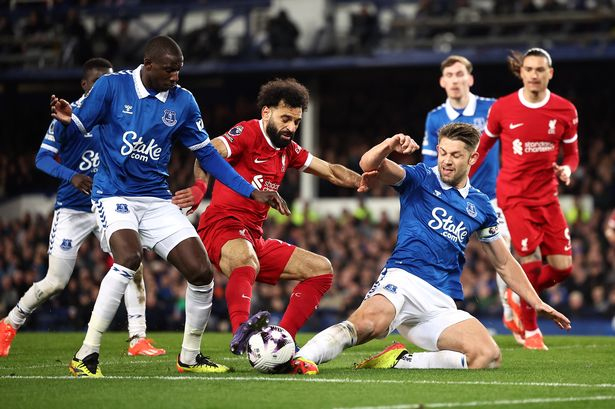 Liverpool''s Premier League title hopes hit by 2-0 loss to Everton, Crystal Palace beat Newcastle 2-0