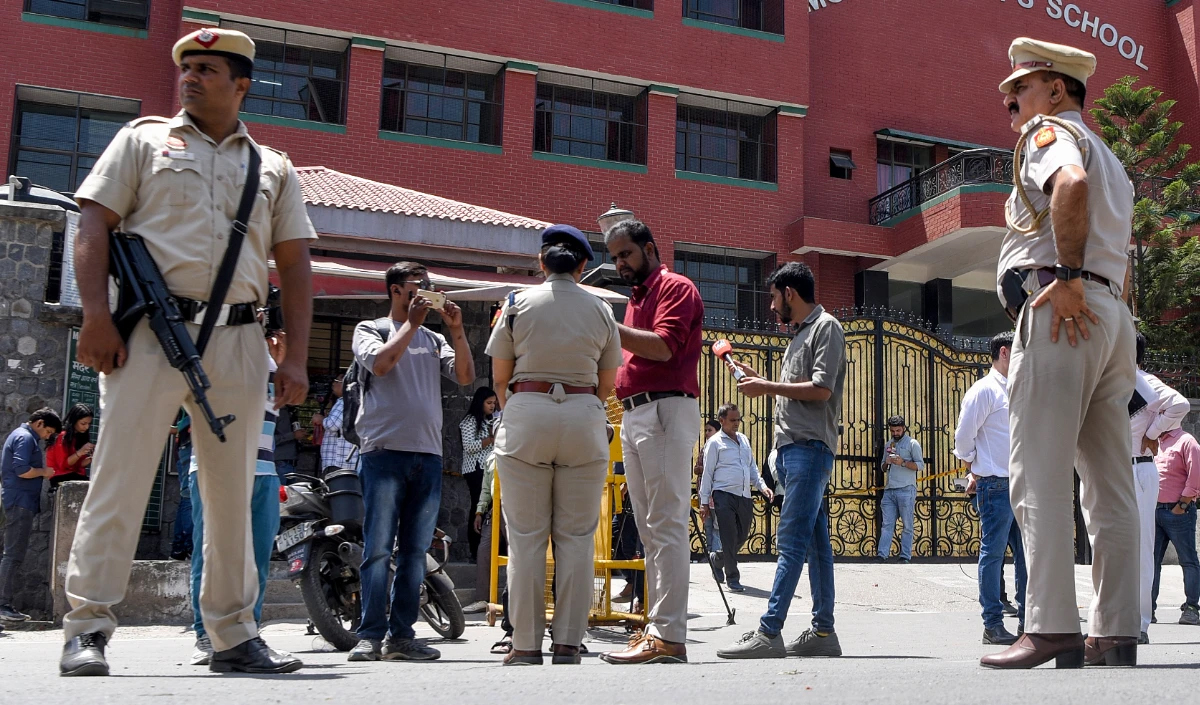 Hoax bomb threat: 2500 cops search over 60 schools in Jaipur for 12 hours