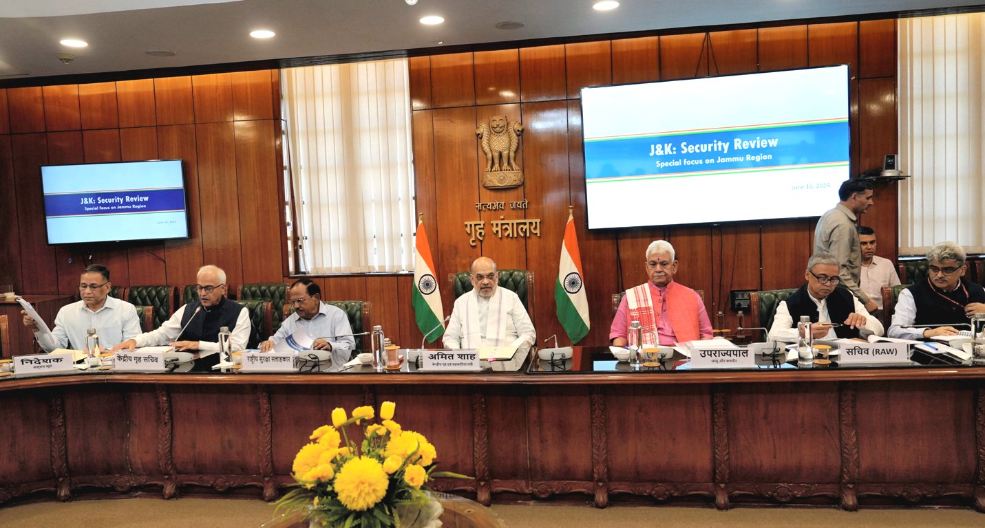 Shah reviews Jammu and Kashmir security situation