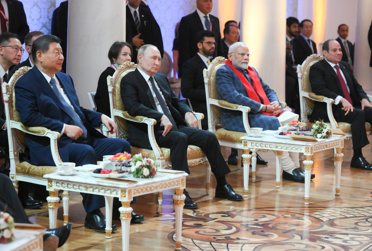 PM Modi gifts Maharashtra's handicrafts to Iran, Uzbekistan presidents, Jharkhand's art to Putin