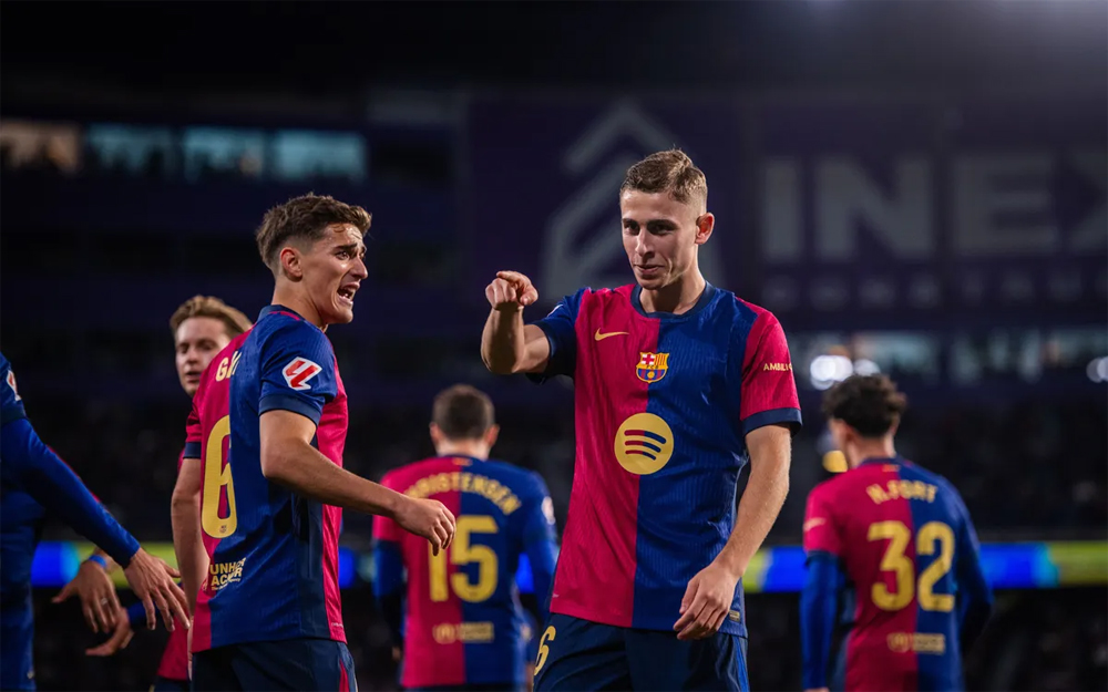 La Liga: FC Barcelona dodge Real Valladolid scare for three vital points