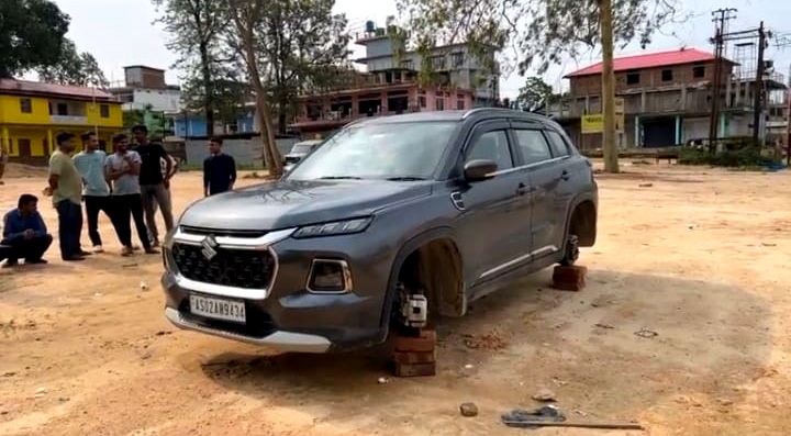 Assam: Car left to run without wheels