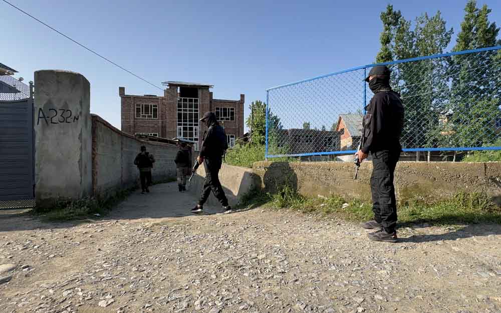 NIA raids 32 locations in Jammu and Kashmir to probe conspiracy by Pakistan-based terror outfits