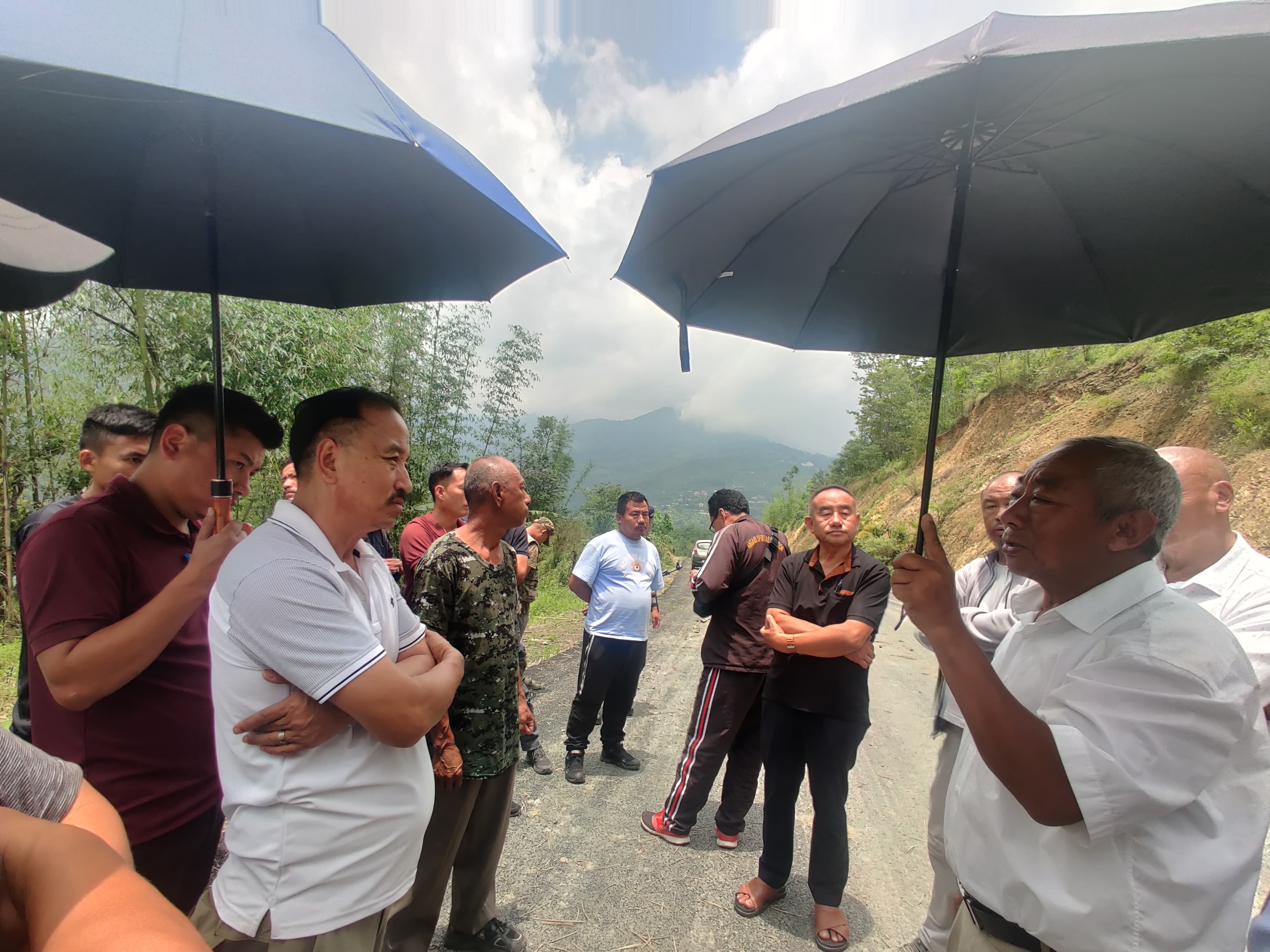 MP Supongmeren inspects kohima Bypass Project